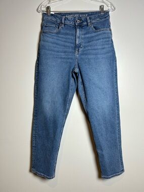 American Eagle Mom Jeans size 6 short high rise stretch blue denim